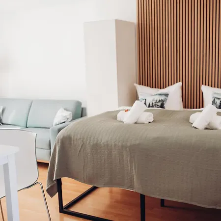 Black4rest Hase & Igel